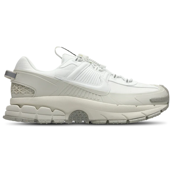 Nike Zoom Vomero Roam White Sneaker