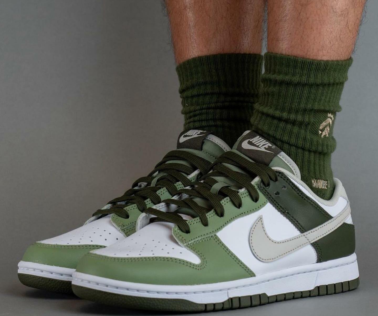 NIKE SB DUNKS