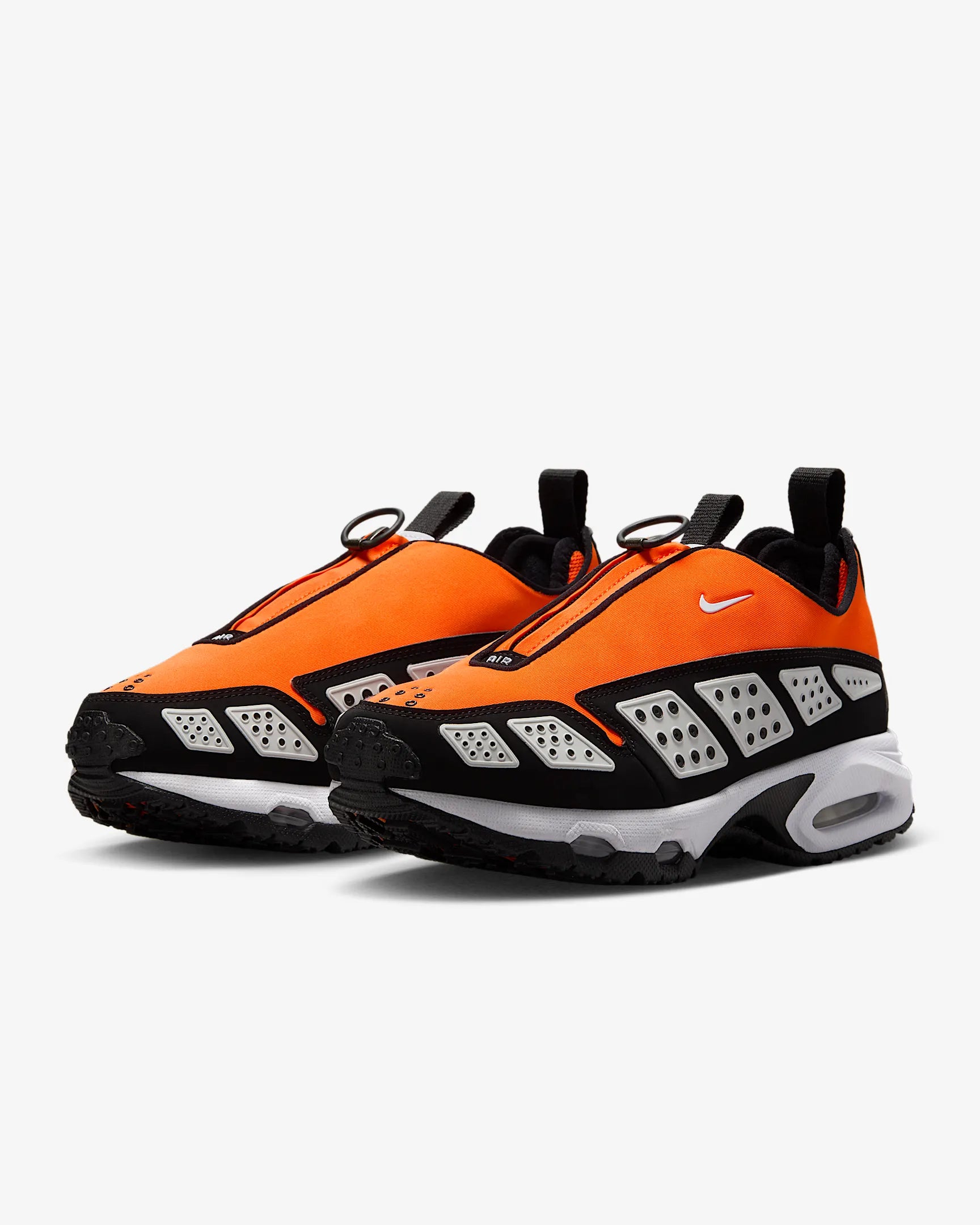 Nike Air Max SNDR Orange sneaker