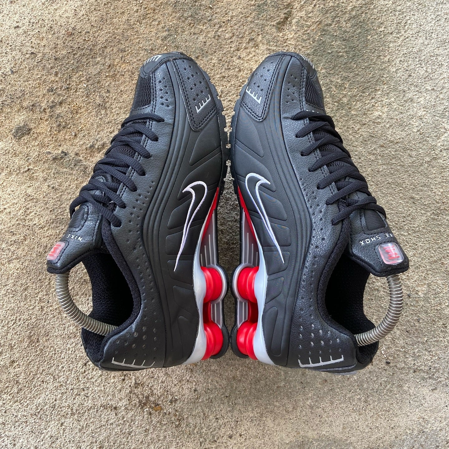 Nike Shox R4 " Black Red "
